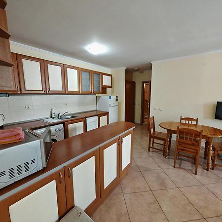 Marina Delfin Apartments - Top Location & Pet Friendly スヴェティ・ヴラス エクステリア 写真