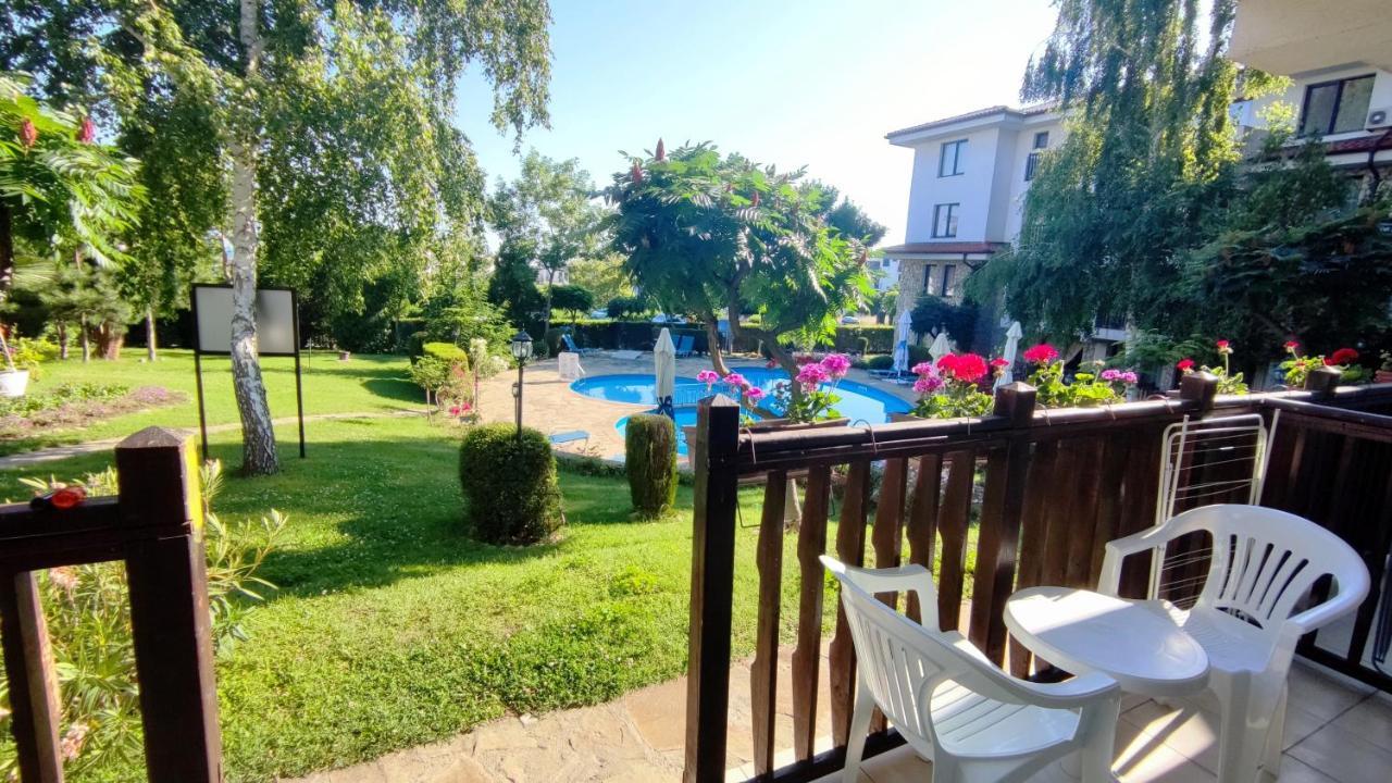 Marina Delfin Apartments - Top Location & Pet Friendly スヴェティ・ヴラス エクステリア 写真