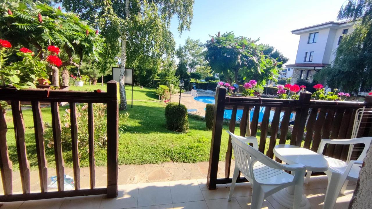 Marina Delfin Apartments - Top Location & Pet Friendly スヴェティ・ヴラス エクステリア 写真
