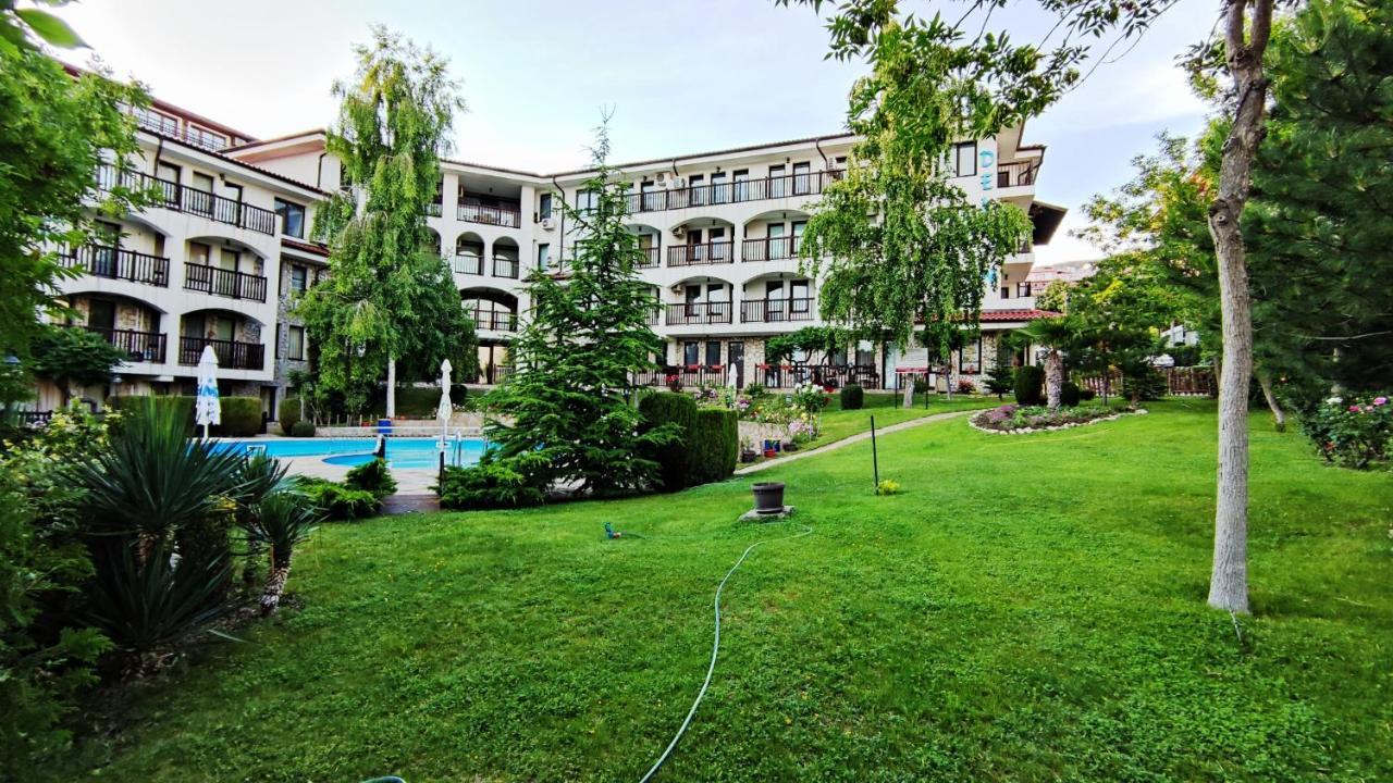 Marina Delfin Apartments - Top Location & Pet Friendly スヴェティ・ヴラス エクステリア 写真