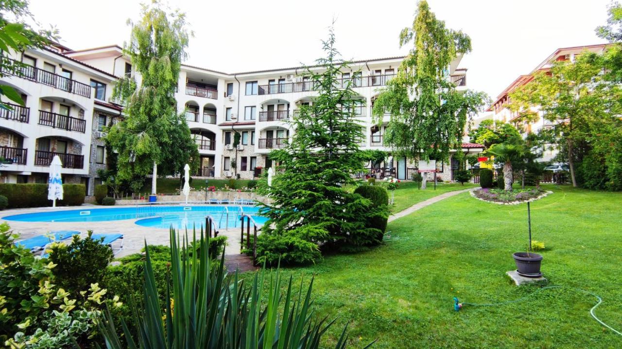 Marina Delfin Apartments - Top Location & Pet Friendly スヴェティ・ヴラス エクステリア 写真