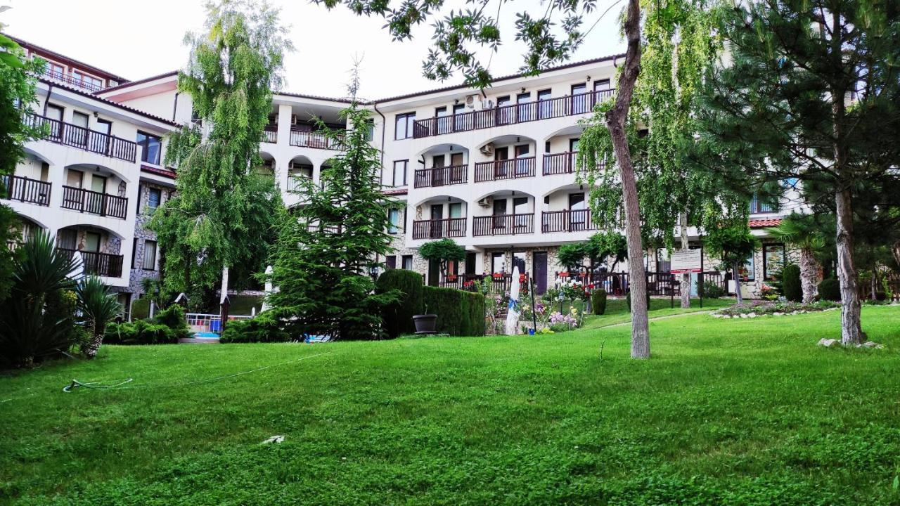 Marina Delfin Apartments - Top Location & Pet Friendly スヴェティ・ヴラス エクステリア 写真