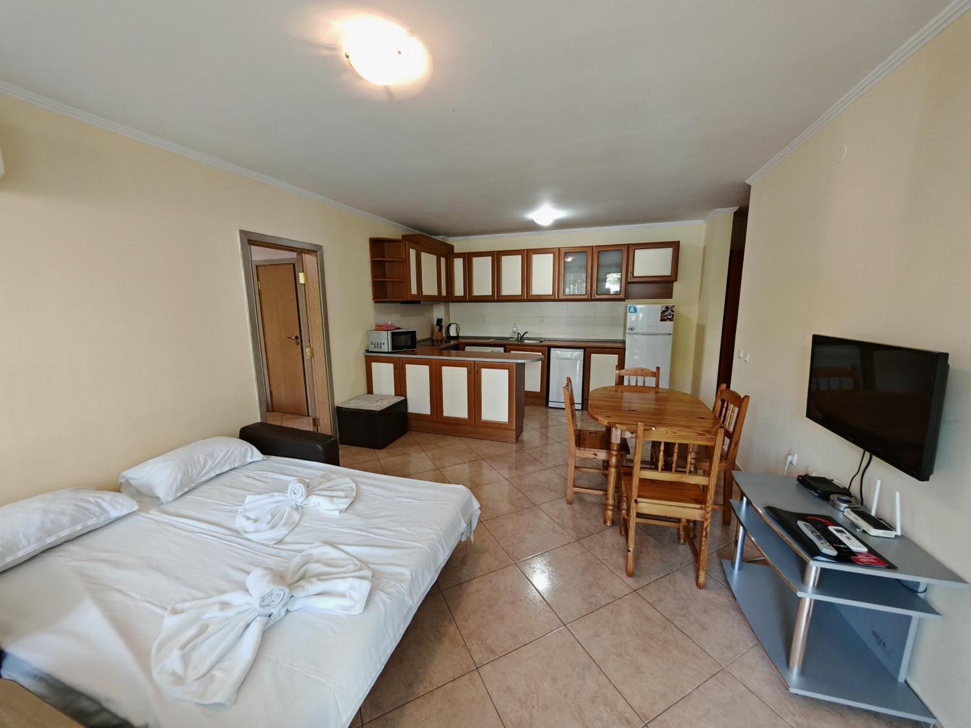 Marina Delfin Apartments - Top Location & Pet Friendly スヴェティ・ヴラス エクステリア 写真