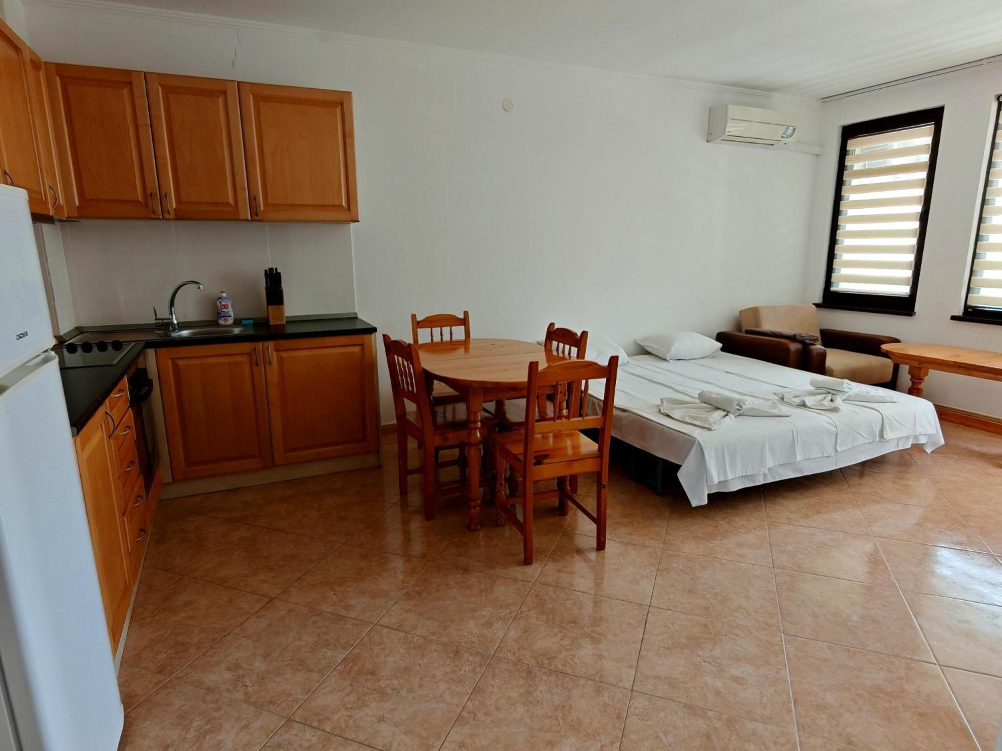 Marina Delfin Apartments - Top Location & Pet Friendly スヴェティ・ヴラス エクステリア 写真